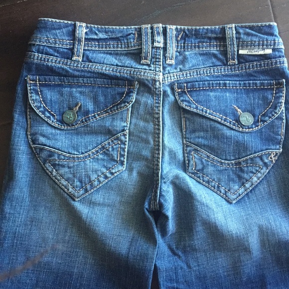 J & Company Capris - Picture 5 of 6